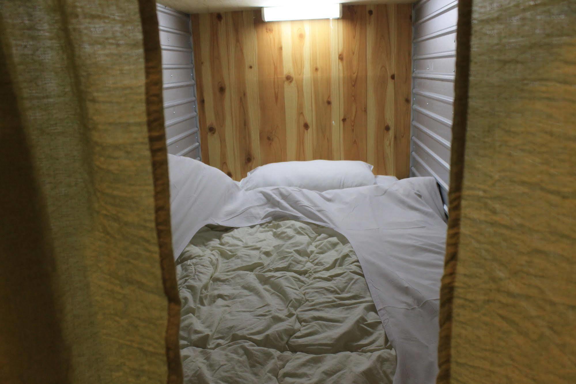 Hostel Azalea Tokyo Exterior photo